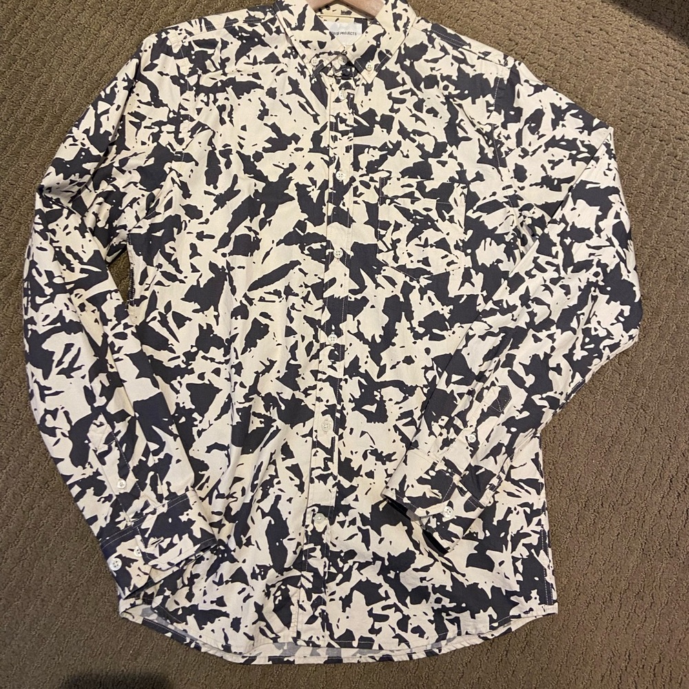 NORSE PROJECTS - mens medium Broken Leaf pattern 🍁 Super rare and brand new.